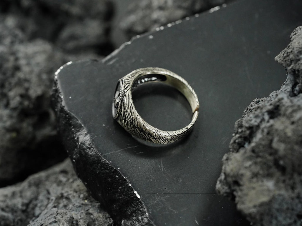 Baldur's Gate 3 Halsin Oak Leaf Ring - 950 Silver