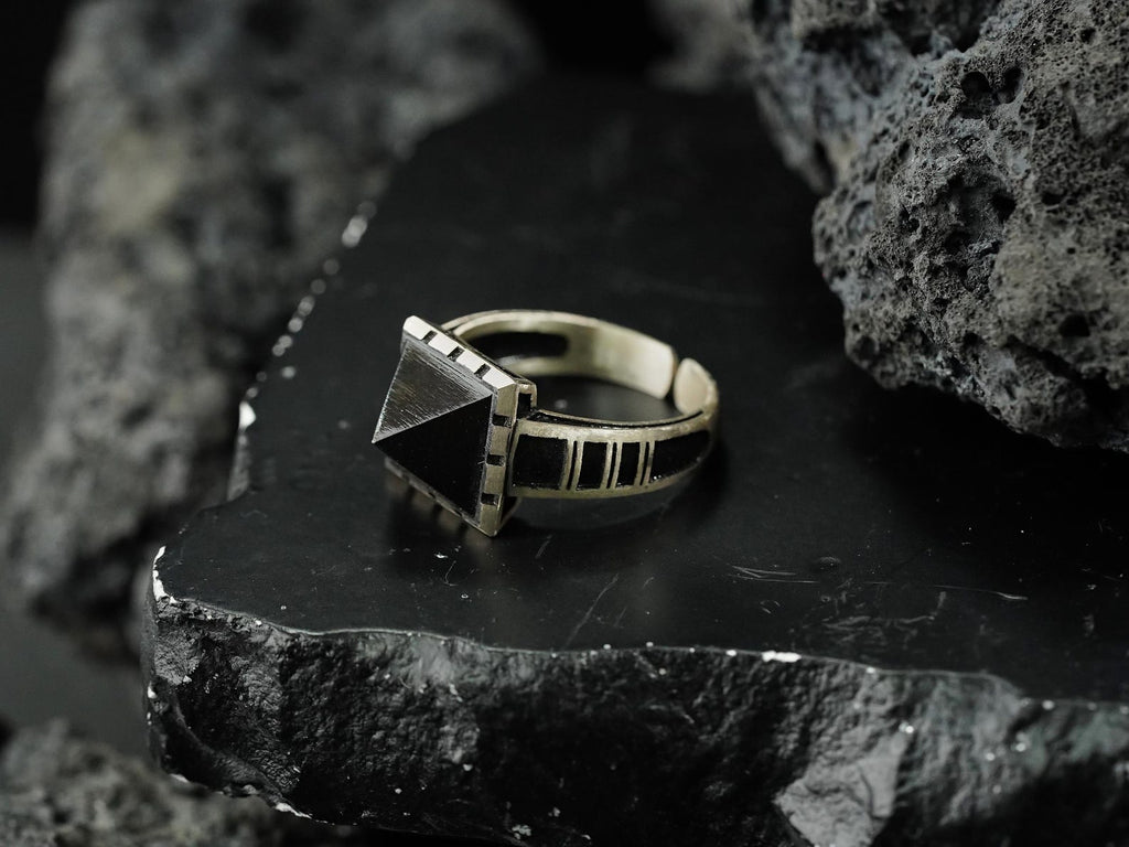 Baldur's Gate 3 Killer's Sweetheart Ring - 950 Silver