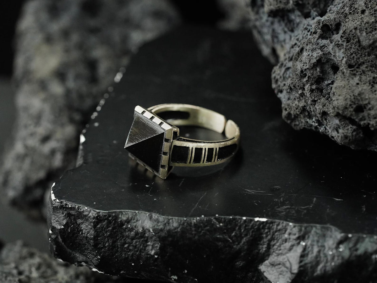 Baldur's Gate 3 Killer's Sweetheart Ring - 950 Silver