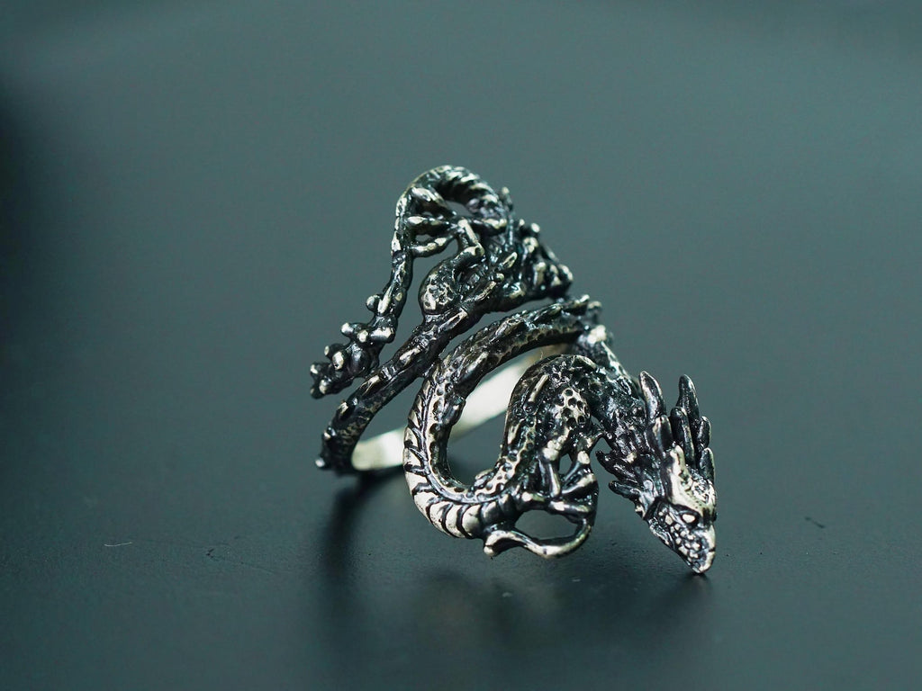 Zelda: Tears of the Kingdom Naydra Dragon Ring - 950 Silver