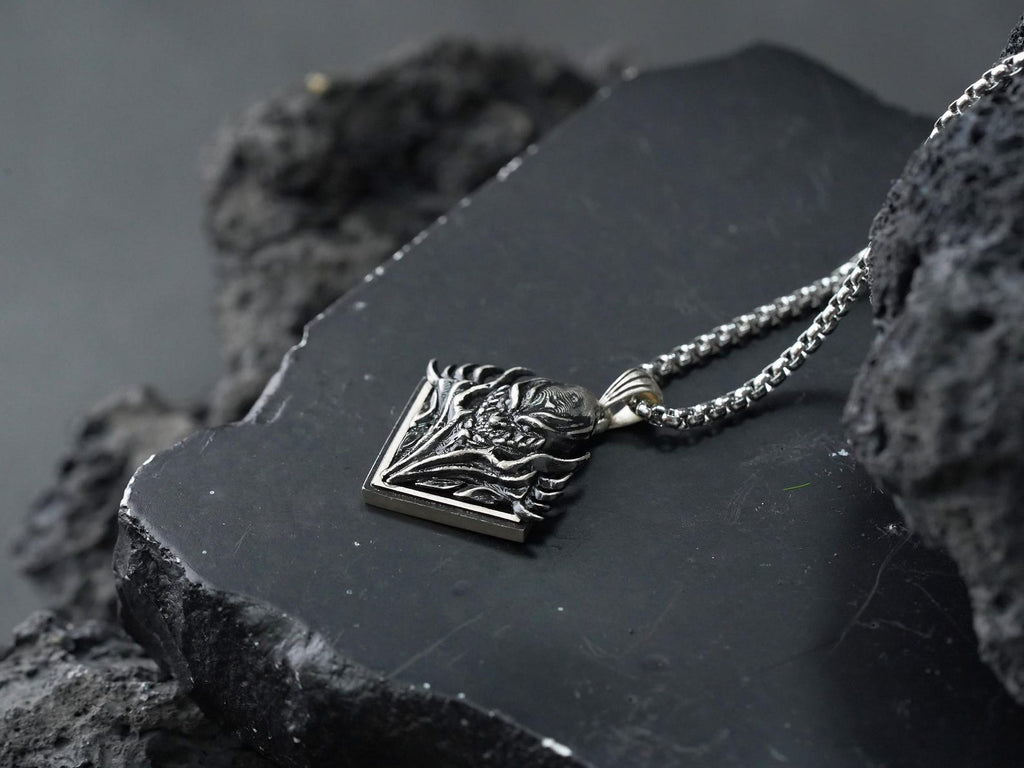Final Fantasy XVI Eikon Titan Dominant Necklace - 950 Silver
