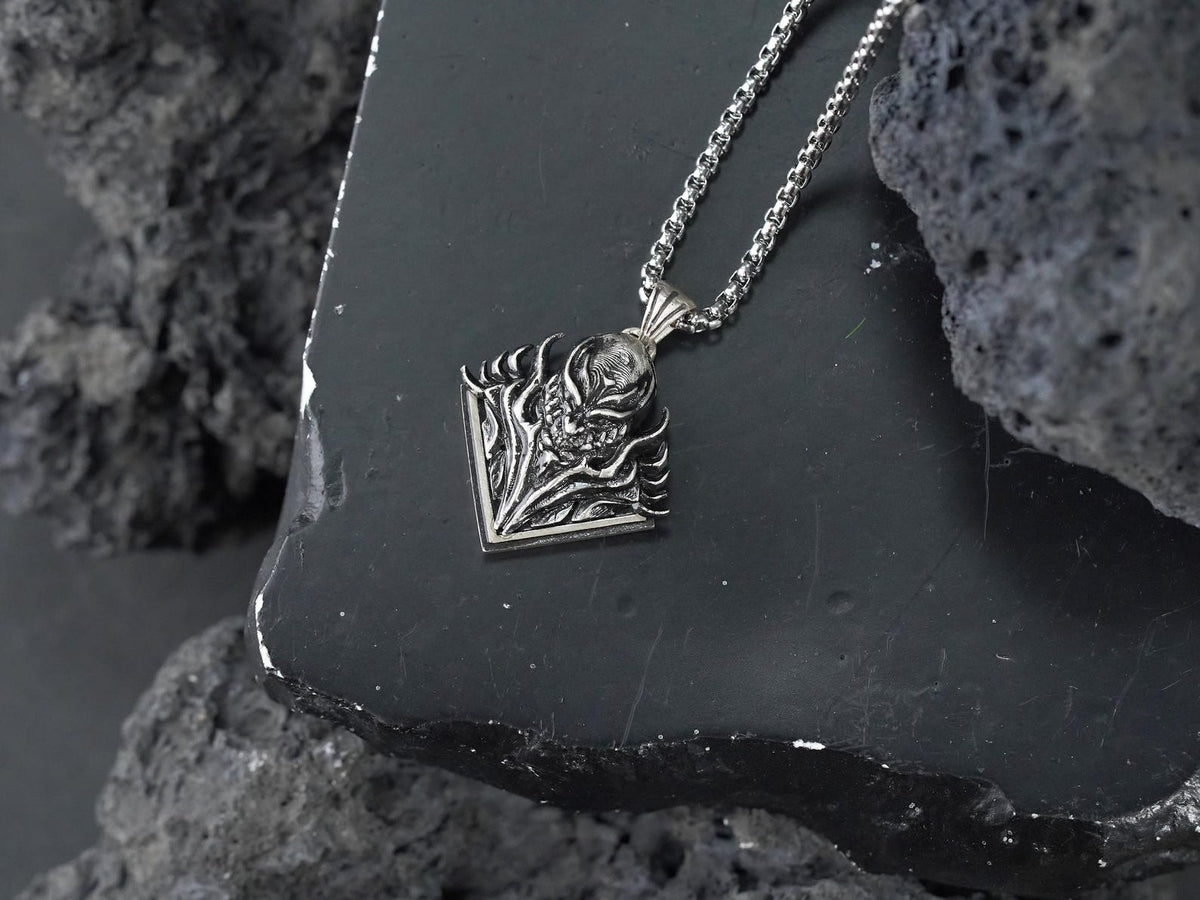 Final Fantasy XVI Eikon Titan Dominant Necklace - 950 Silver