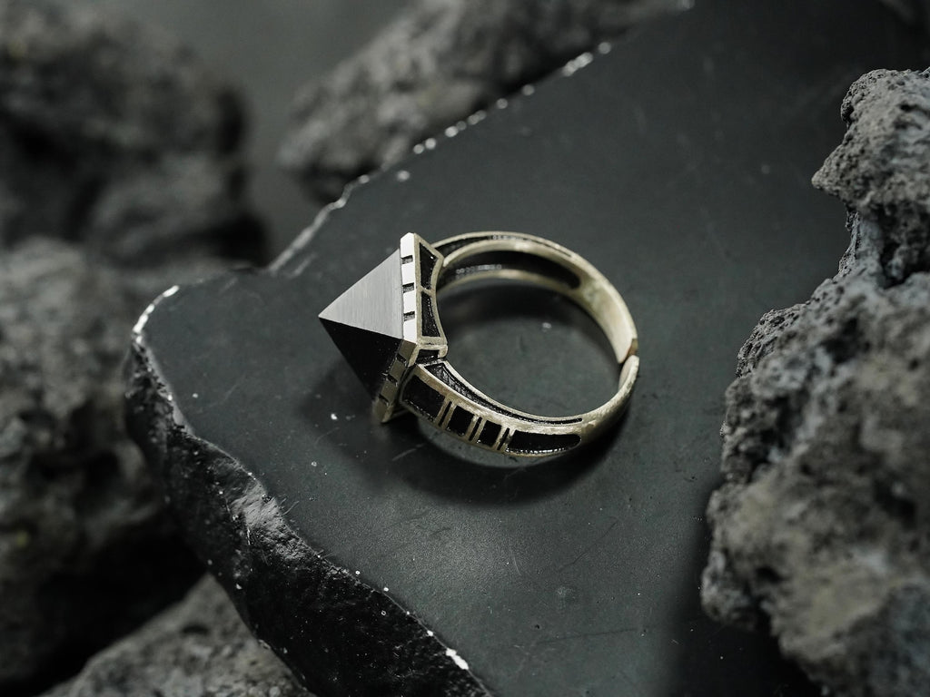 Baldur's Gate 3 Killer's Sweetheart Ring - 950 Silver