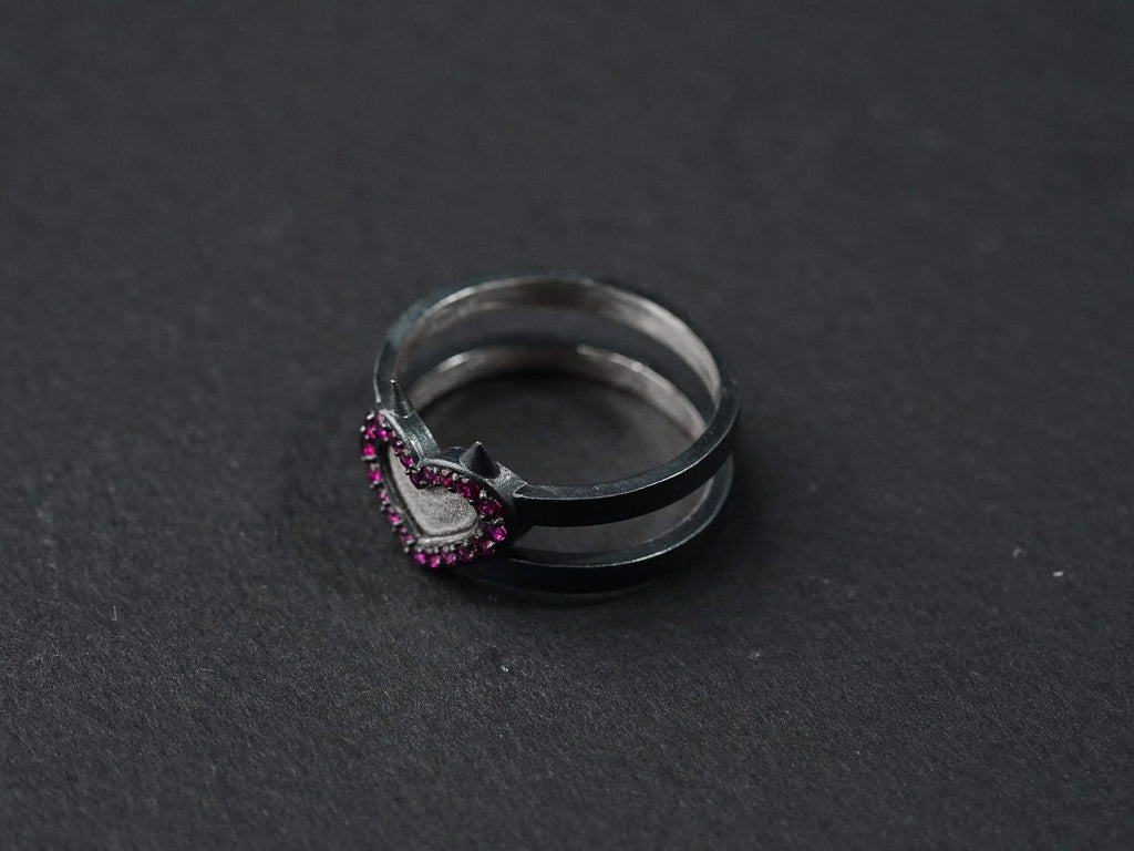 Valorant Clove Heart & Butterflies Ring - Sterling Silver