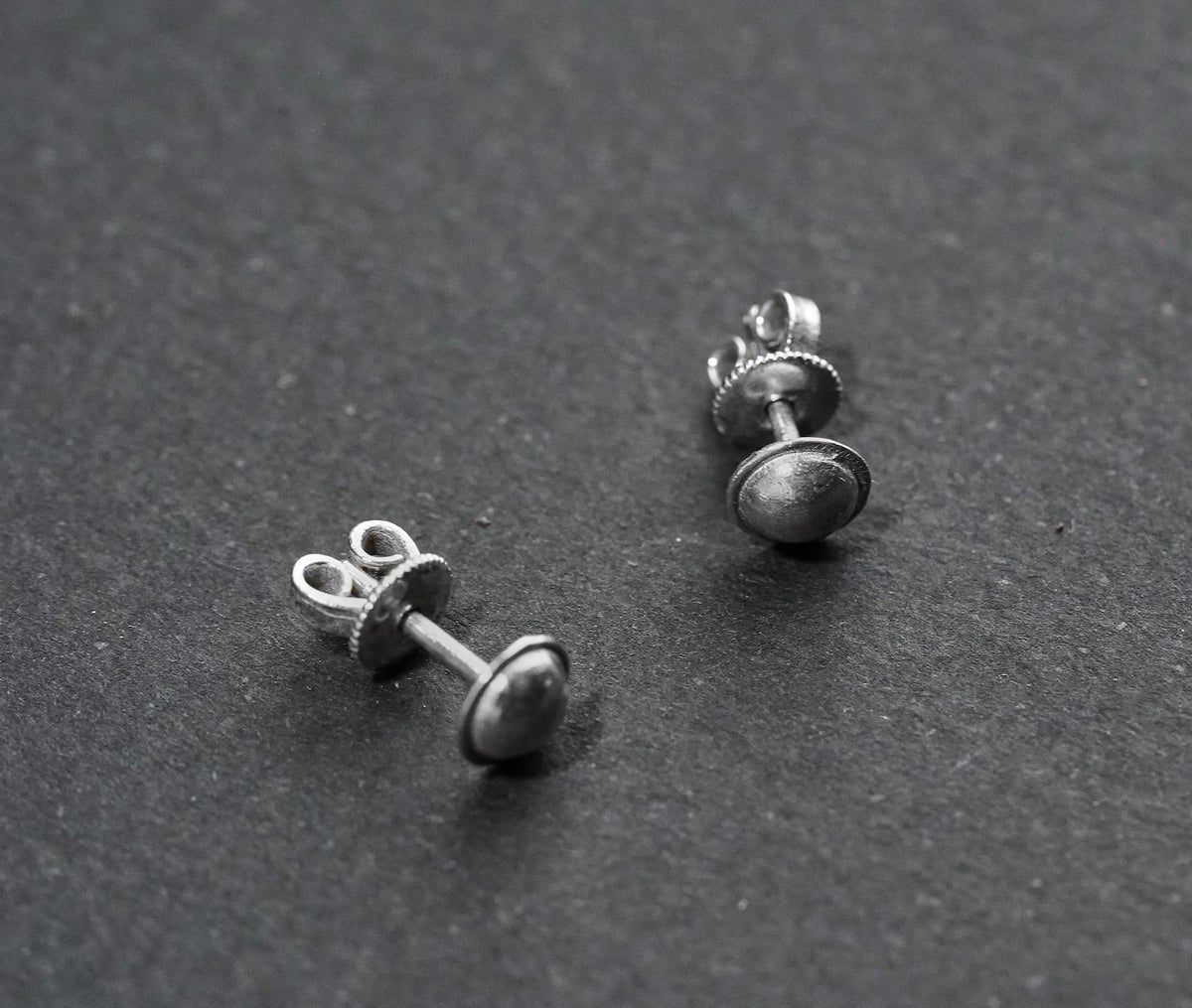 Final Fantasy VII Cloud Strife Stud Earrings - 950 Silver