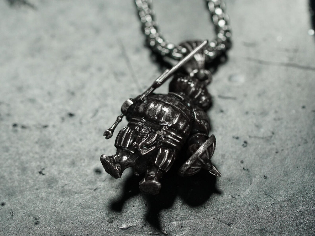 Dark Souls Siegmeyer of Catarina Onion Knight Necklace - 950 Silver