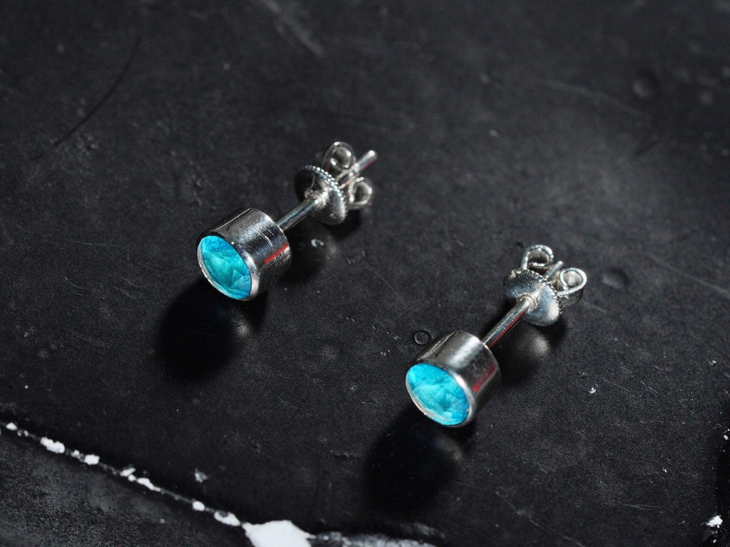 Valorant Waylay Stud Earrings with Blue Gem - 950 Silver