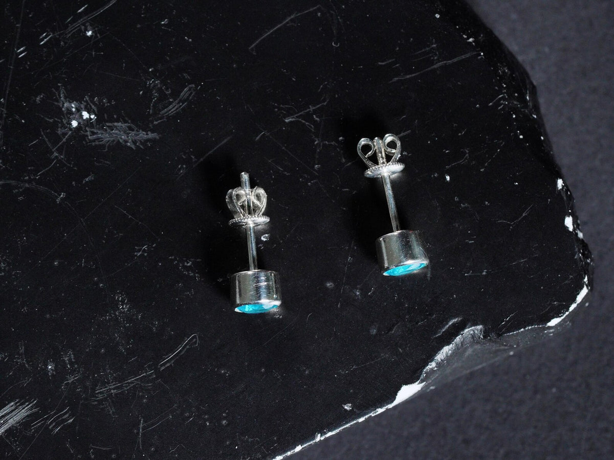 Valorant Waylay Stud Earrings with Blue Gem - 950 Silver