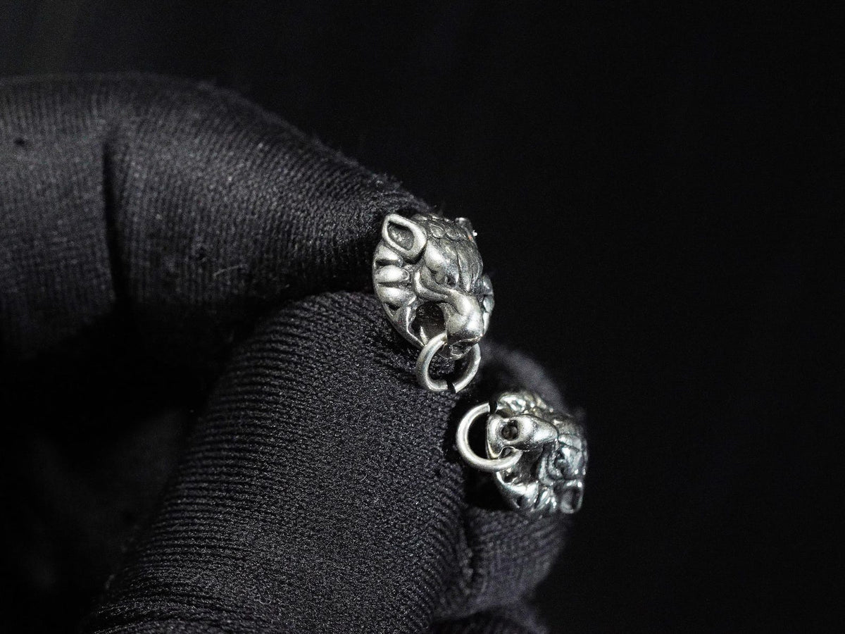 Final Fantasy VII Cloud Strife Cloudy Wolf Earring - 950 Silver