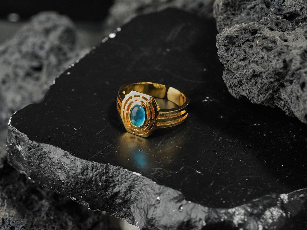 Valorant Harbor Signet Ring - Sterling Silver