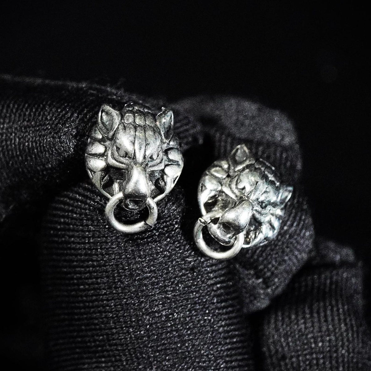 Final Fantasy VII Cloud Strife Cloudy Wolf Earring - 950 Silver