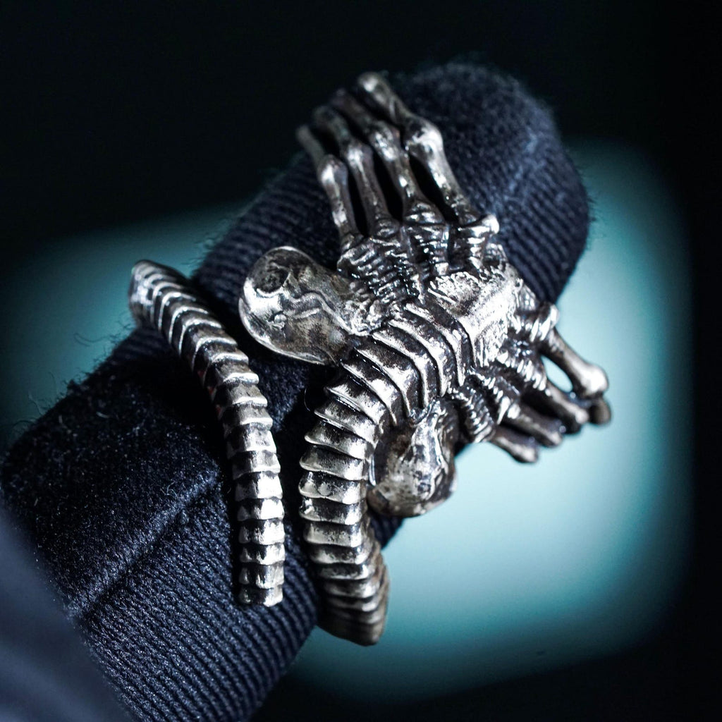 Alien Facehugger Ring - 950 Silver