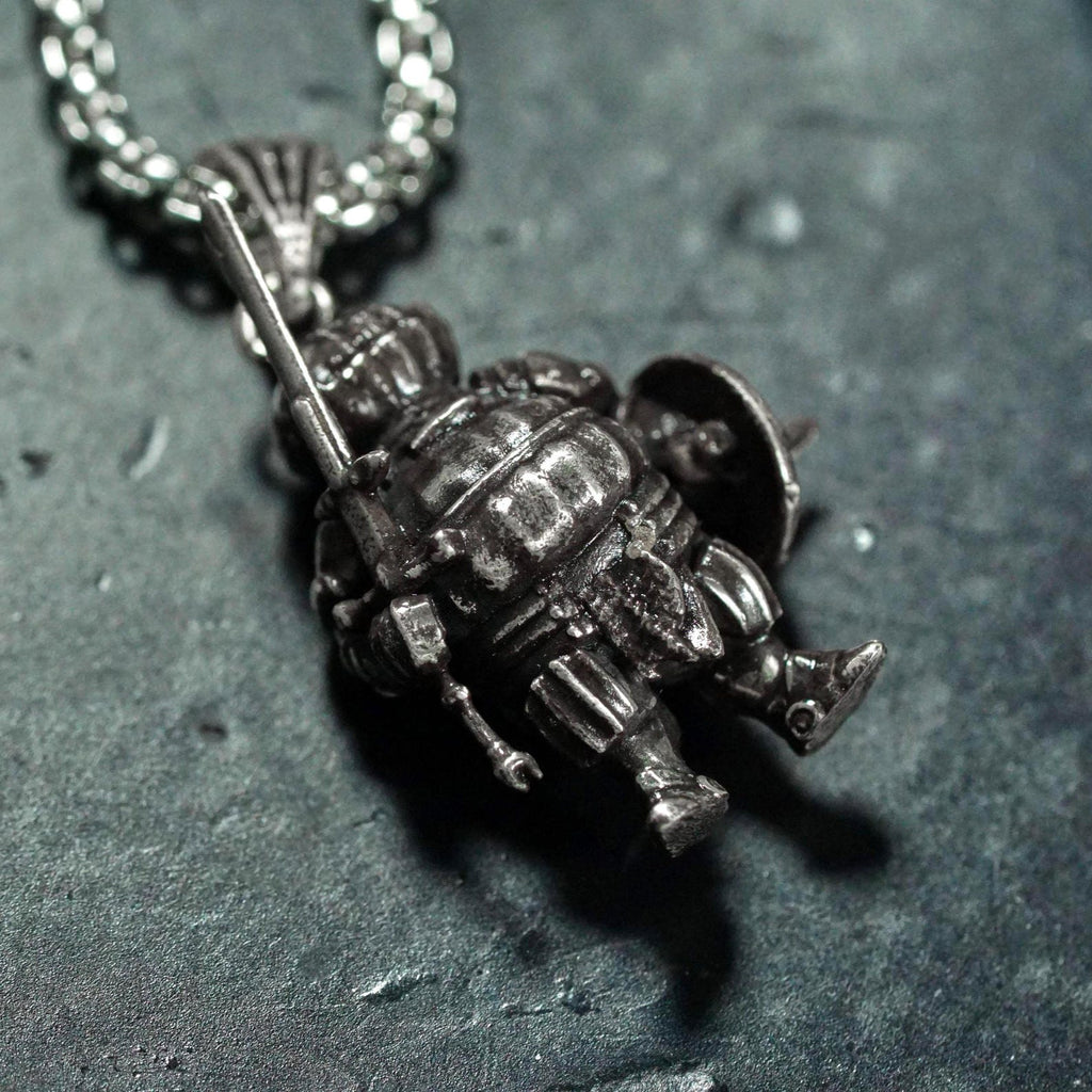 Dark Souls Siegmeyer of Catarina Onion Knight Necklace - 950 Silver