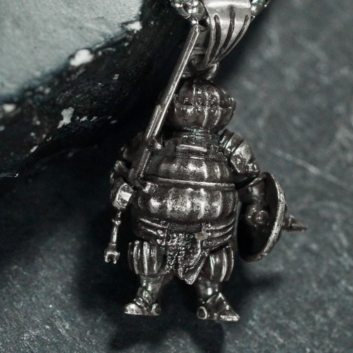 Dark Souls Siegmeyer of Catarina Onion Knight Necklace - 950 Silver