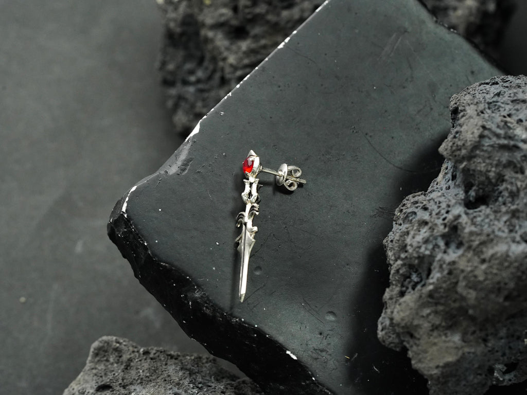 Final Fantasy XVI Dion Lesage Earring - 950 Silver