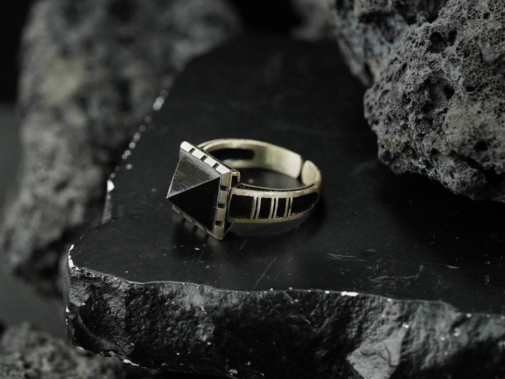 Baldur's Gate 3 Killer's Sweetheart Ring - 950 Silver