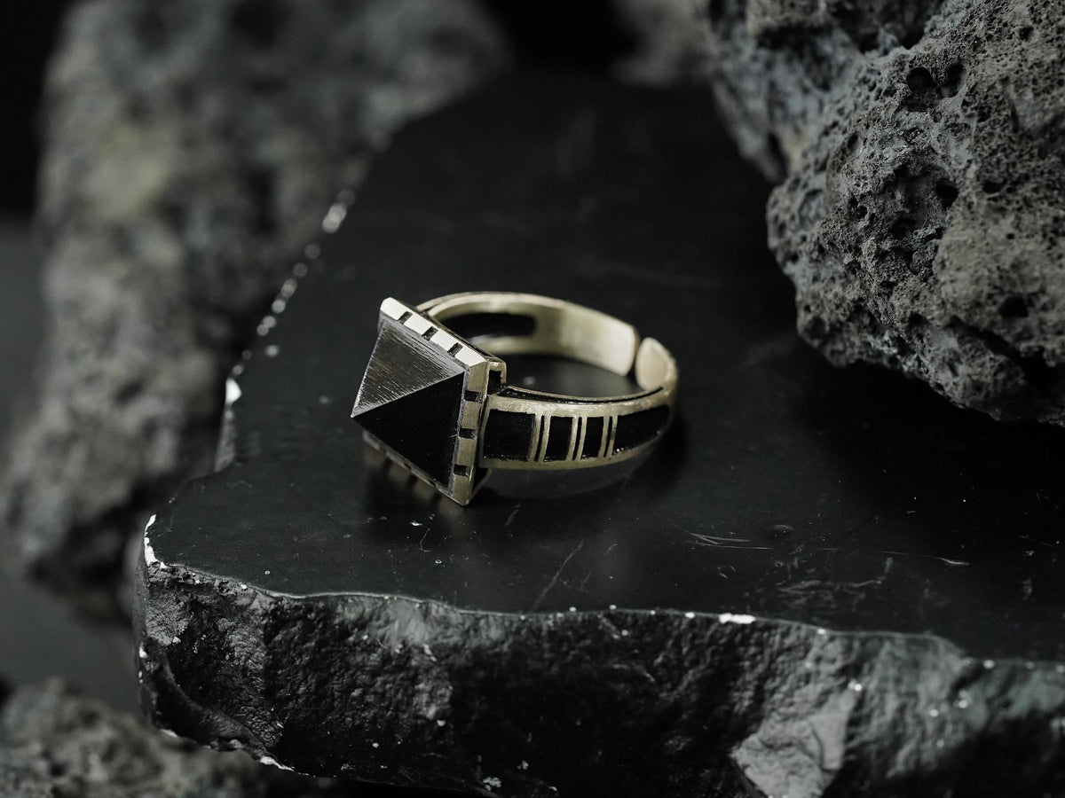 Baldur's Gate 3 Killer's Sweetheart Ring - 950 Silver