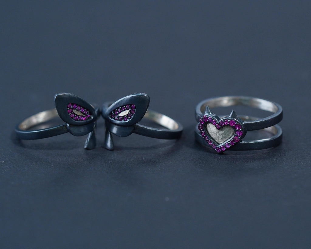 Valorant Clove Heart & Butterflies Ring - Sterling Silver