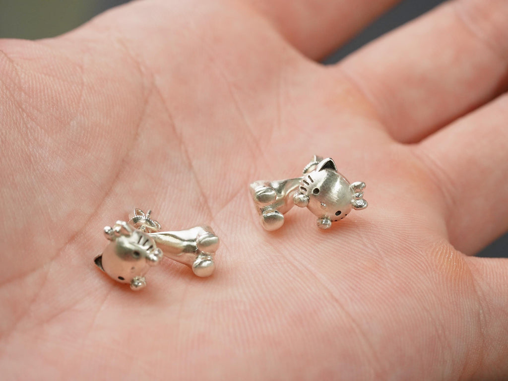 Hello Kitty Face Stud Earrings - 950 Silver