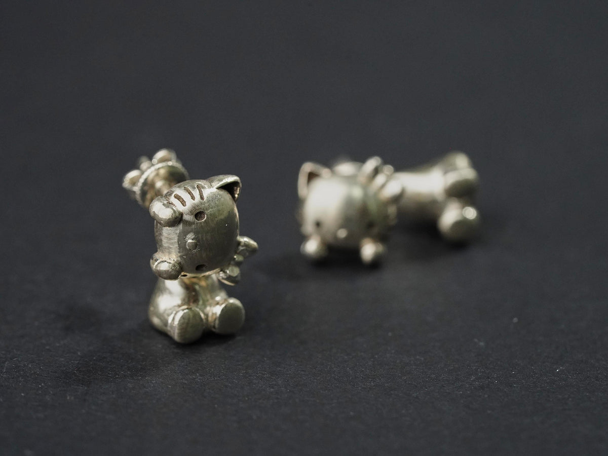 Hello Kitty Face Stud Earrings - 950 Silver