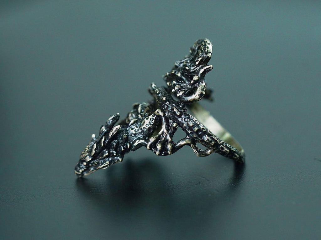 Zelda: Tears of the Kingdom Naydra Dragon Ring - 950 Silver