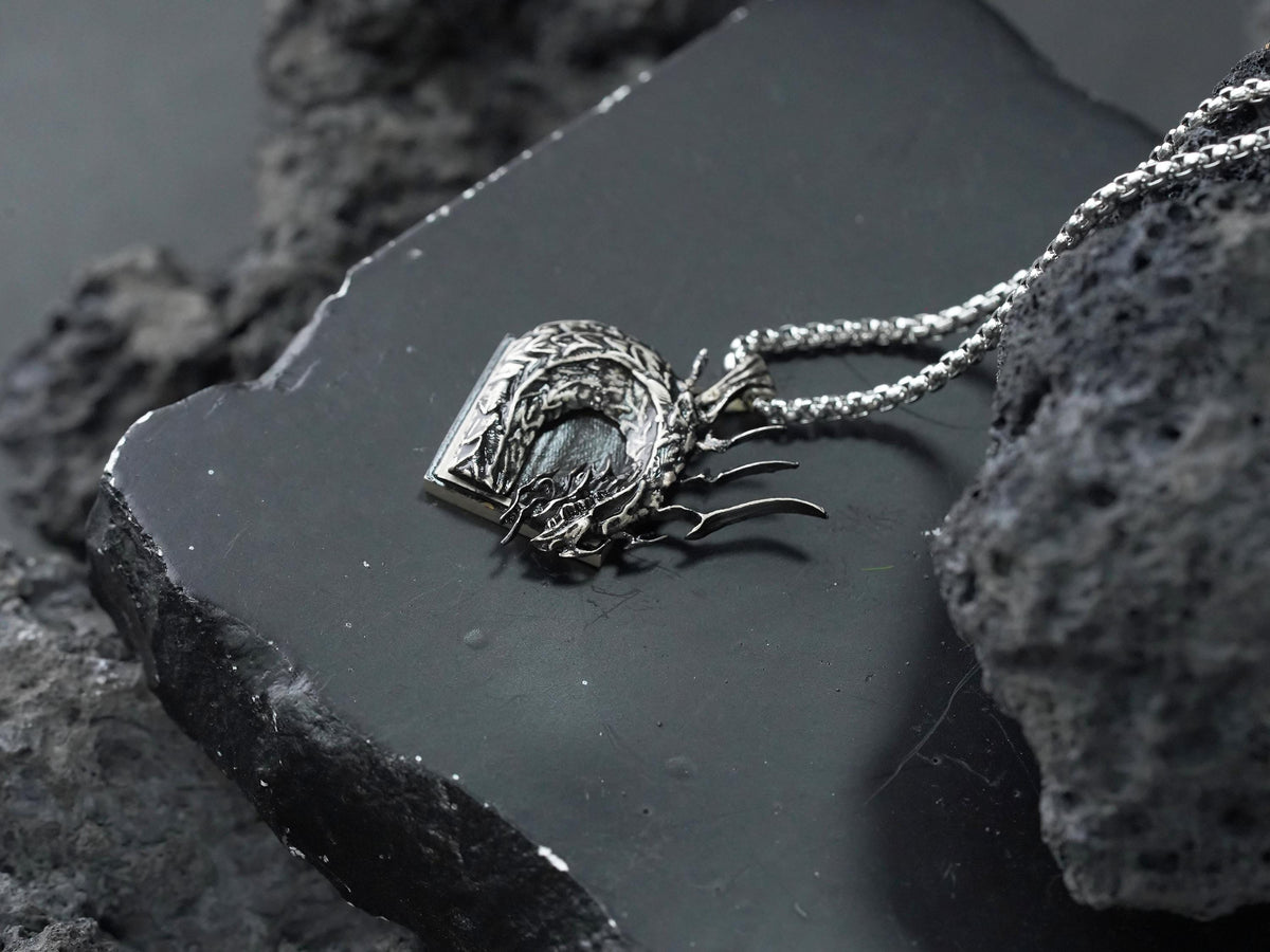 Final Fantasy XVI Eikon Bahamut Dominant Necklace - 950 Silver