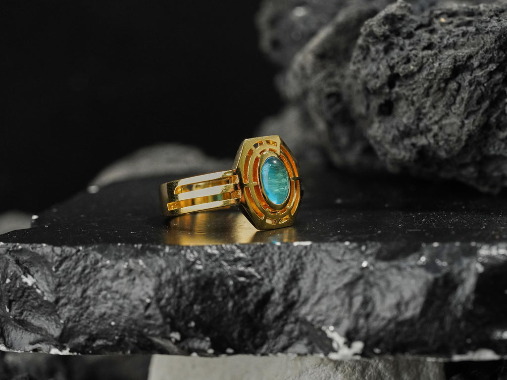 Valorant Harbor Signet Ring - Sterling Silver
