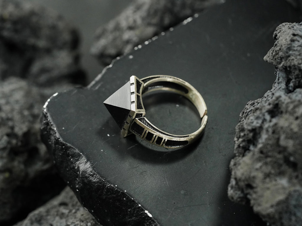 Baldur's Gate 3 Killer's Sweetheart Ring - 950 Silver