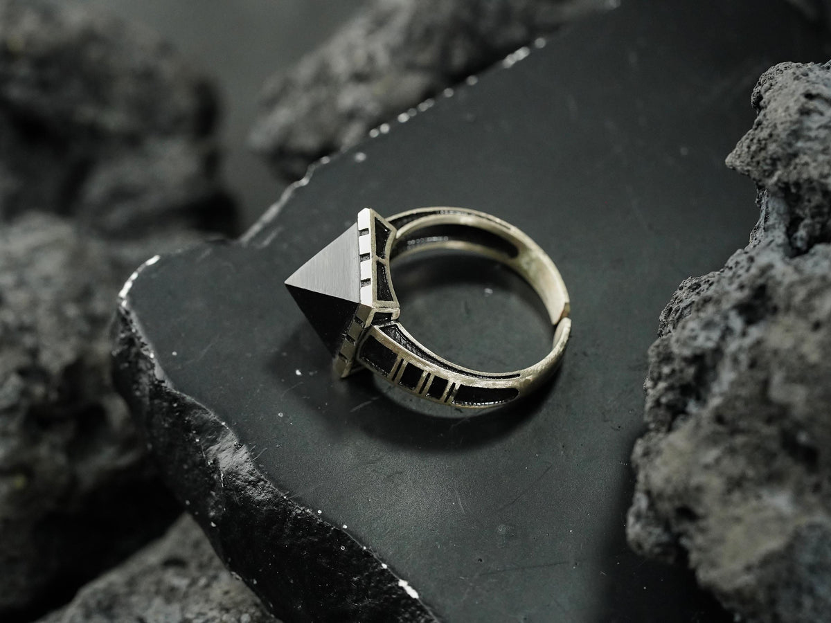Baldur's Gate 3 Killer's Sweetheart Ring - 950 Silver