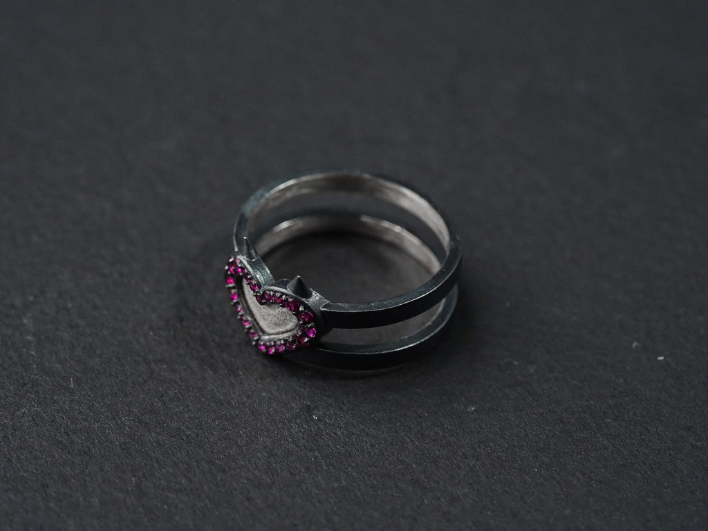 Valorant Clove Heart & Butterflies Ring - Sterling Silver