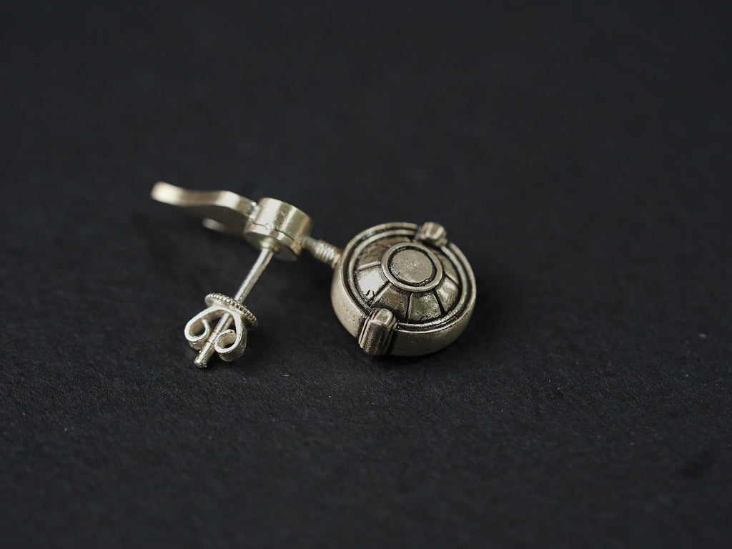 Final Fantasy VII Tifa Rosa Teardrop Earrings