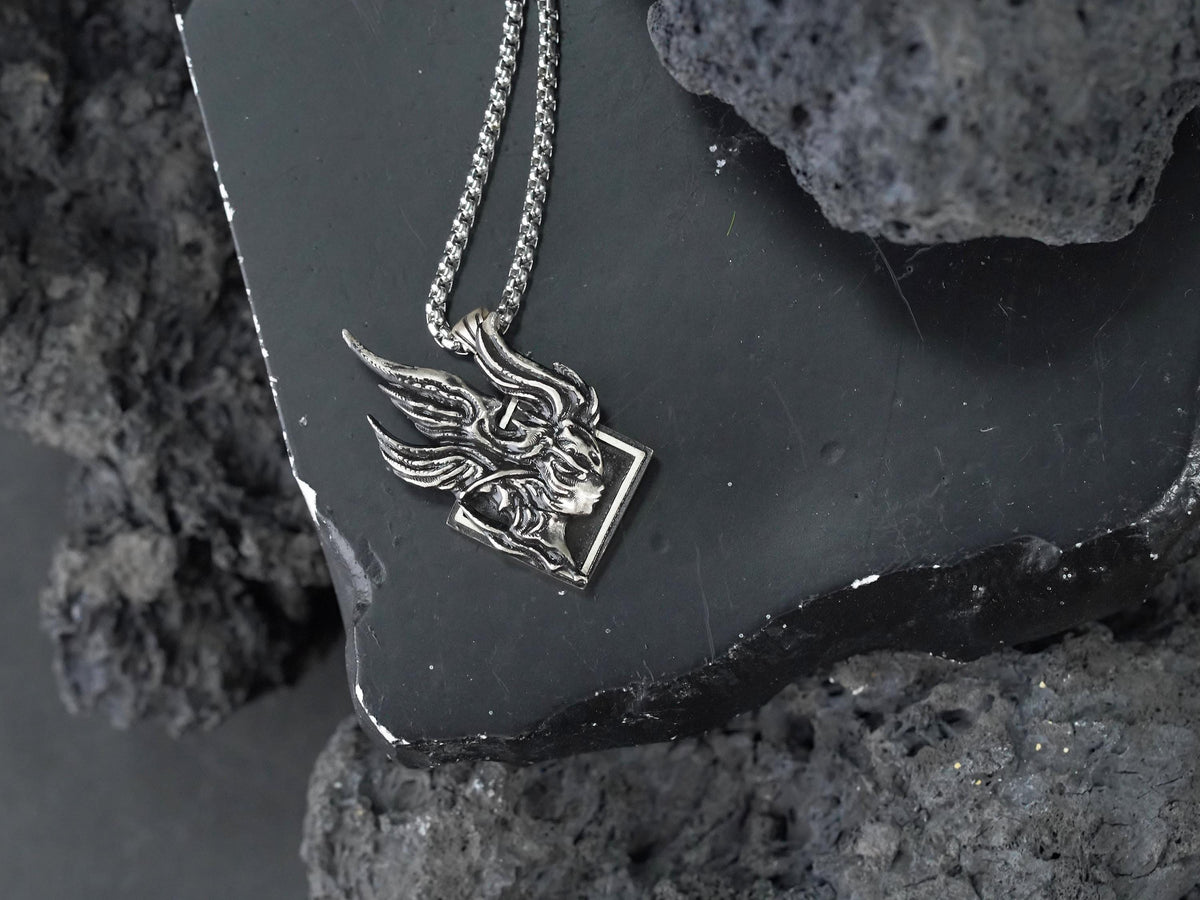 Final Fantasy XVI Eikon Garuda Dominant Necklace - 950 Silver