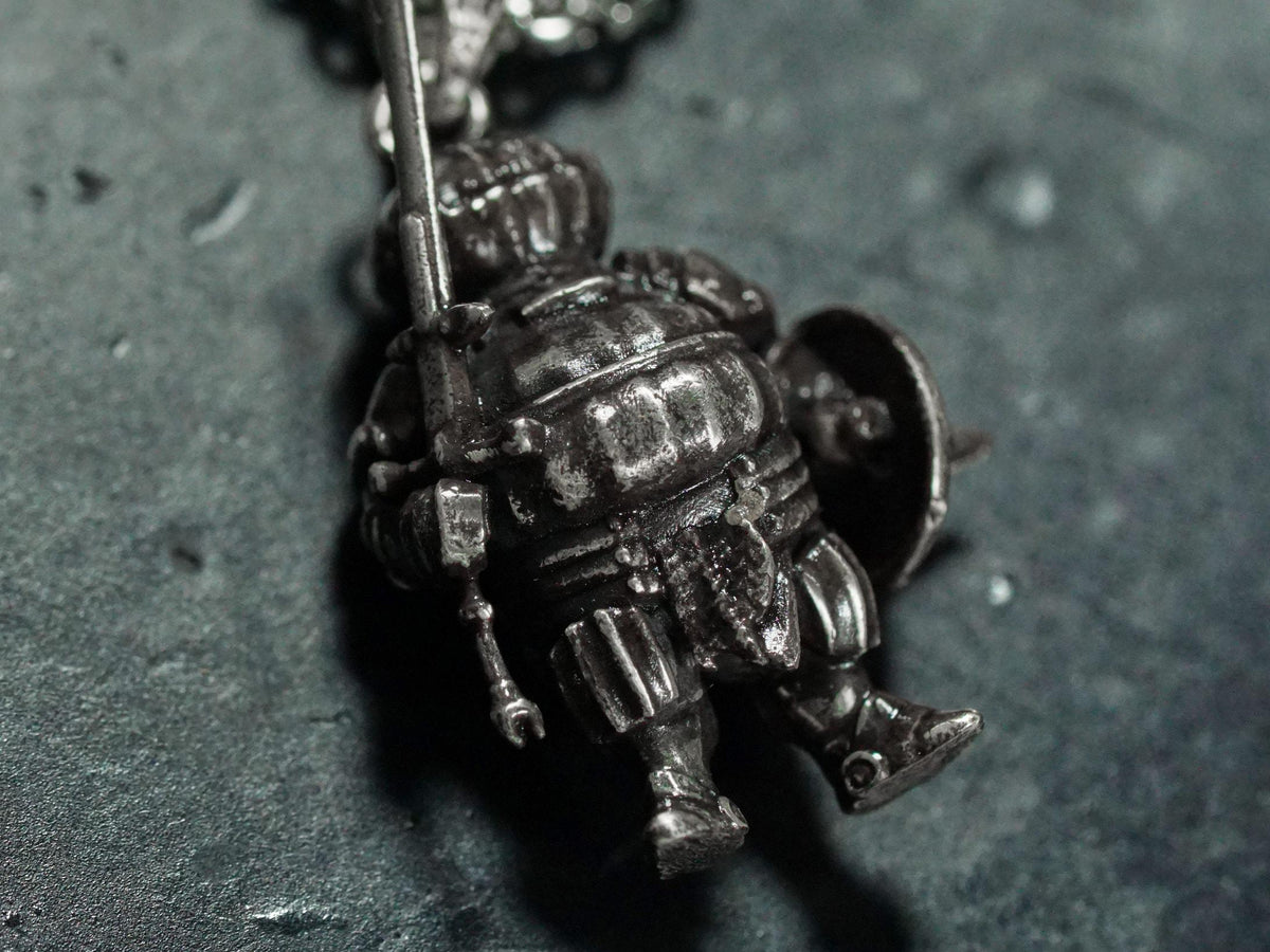 Dark Souls Siegmeyer of Catarina Onion Knight Necklace - 950 Silver