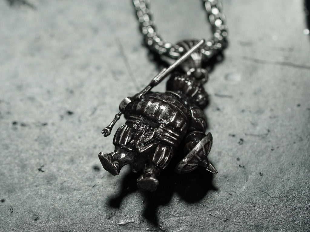 Dark Souls Siegmeyer of Catarina Onion Knight Necklace - 950 Silver