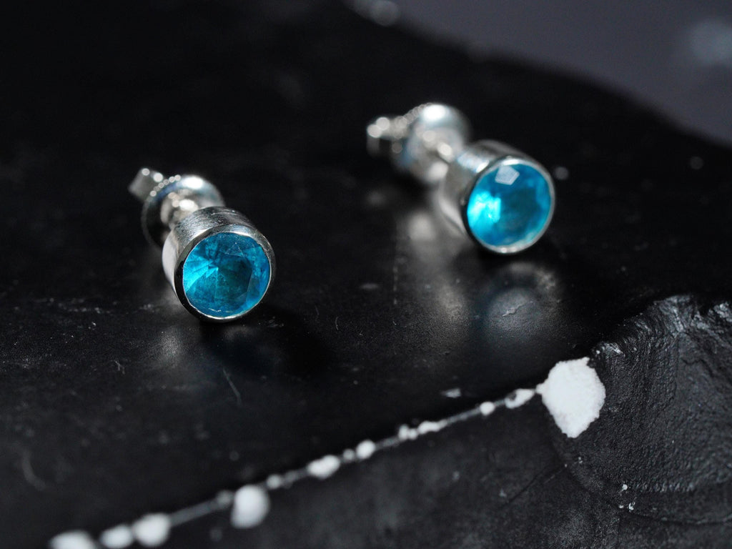 Valorant Waylay Stud Earrings with Blue Gem - 950 Silver