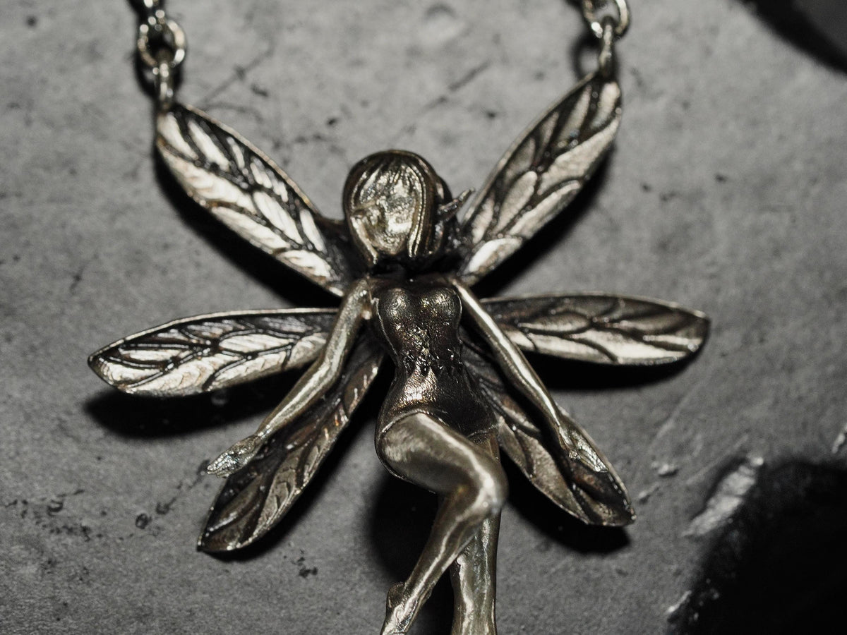 Metaphor: ReFantazio Gallica Pendant Necklace - 950 Silver