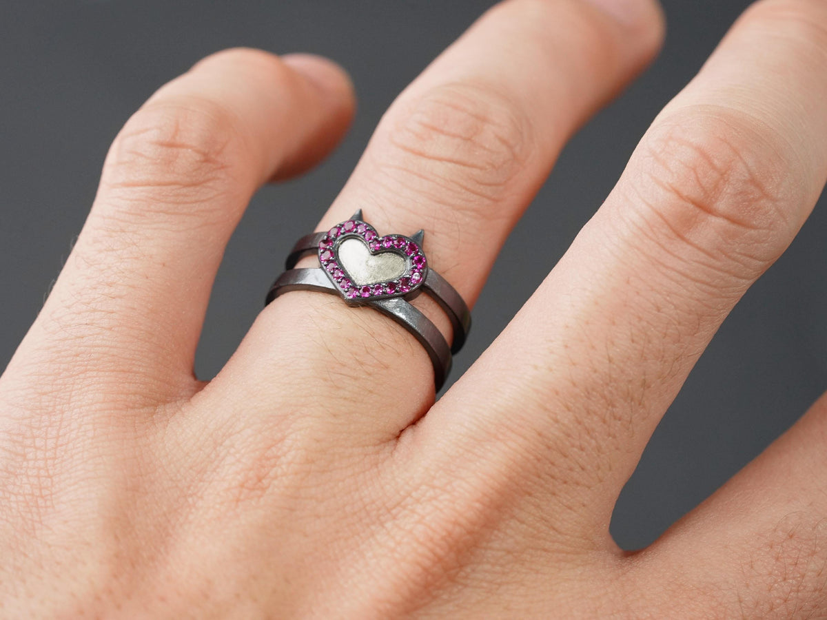 Valorant Clove Heart Signet Ring - Sterling Silver