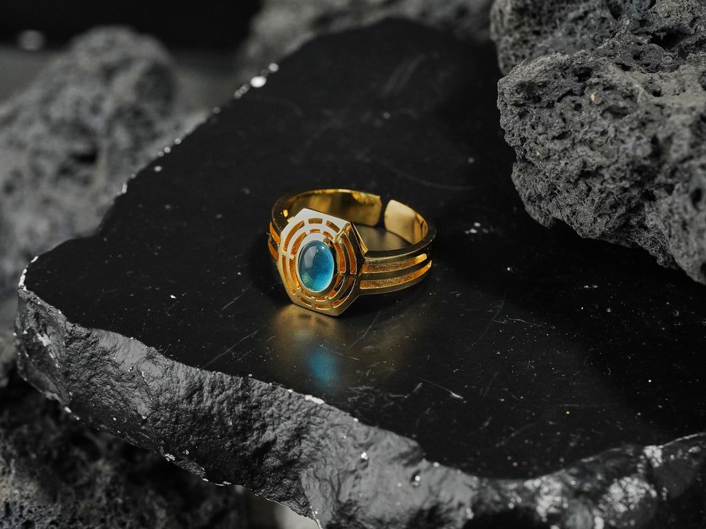 Valorant Harbor Signet Ring - Sterling Silver