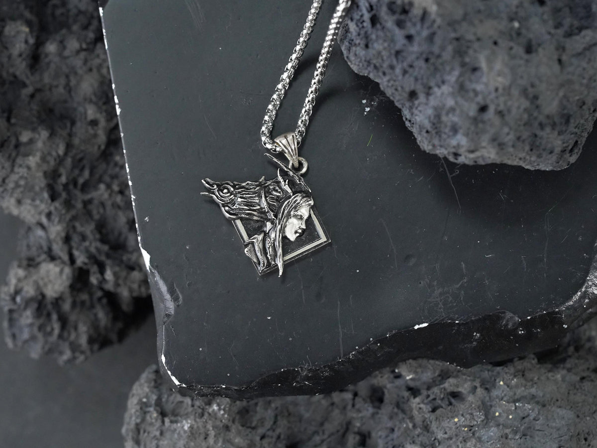 Final Fantasy XVI Eikon Shiva Dominant Necklace - 950 Silver