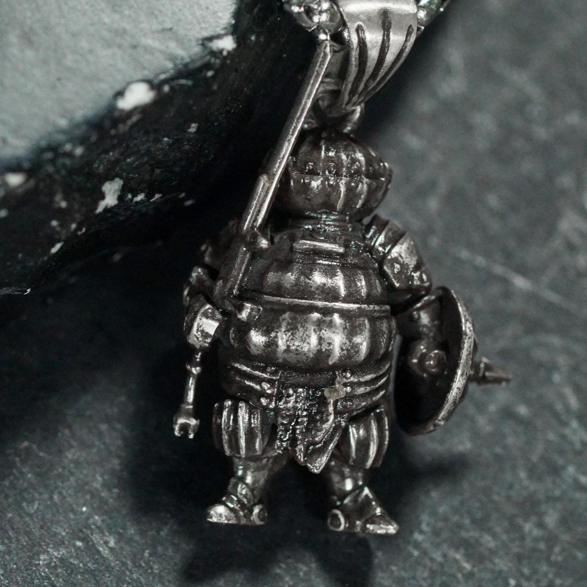 Dark Souls Siegmeyer of Catarina Onion Knight Necklace - 950 Silver
